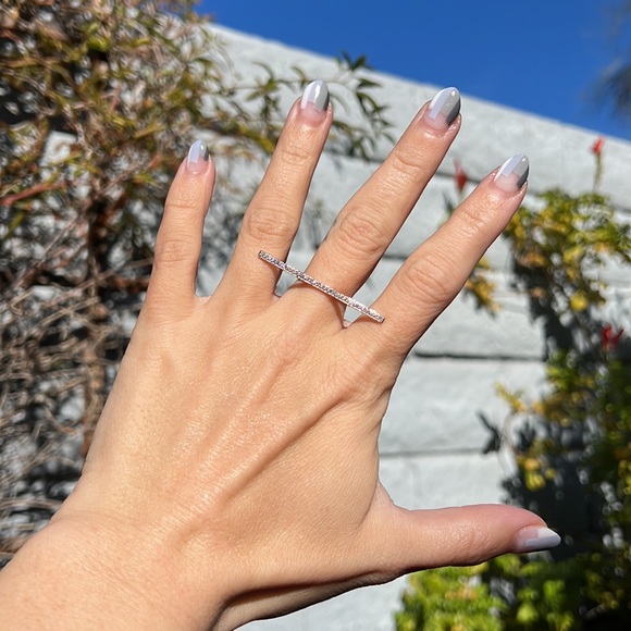 Silver Swarovski Crystal Bar Ring - Picture 3 of 5